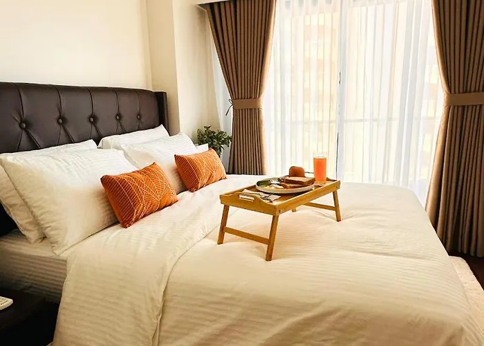 Appartement Living 1br Corner With Balcony *