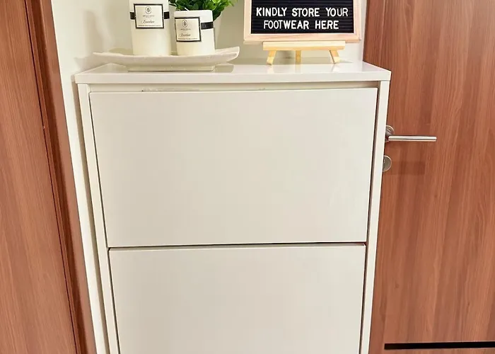 Living 1br Corner With Balcony *