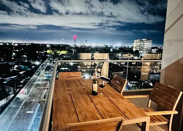 Living 1br Corner With Balcony Appartement Lapu-Lapu City
