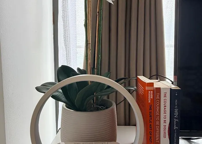 Living 1br Corner With Balcony Appartement